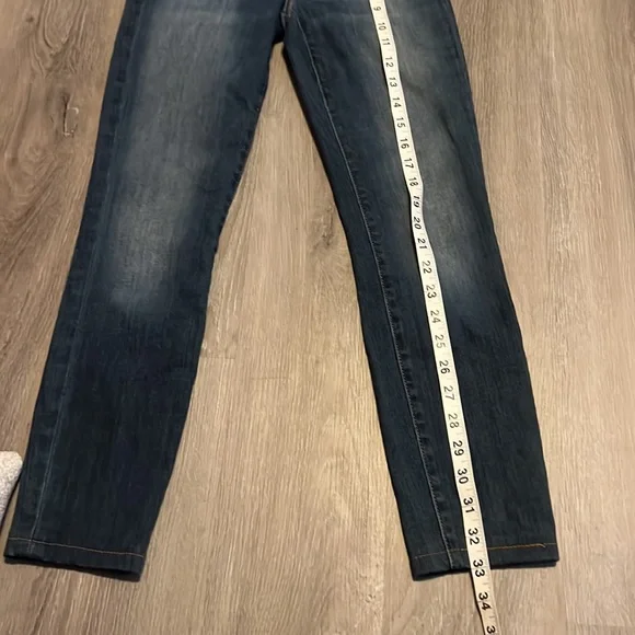 Current Elliott jeans . Size 24 - Picture 4 of 7